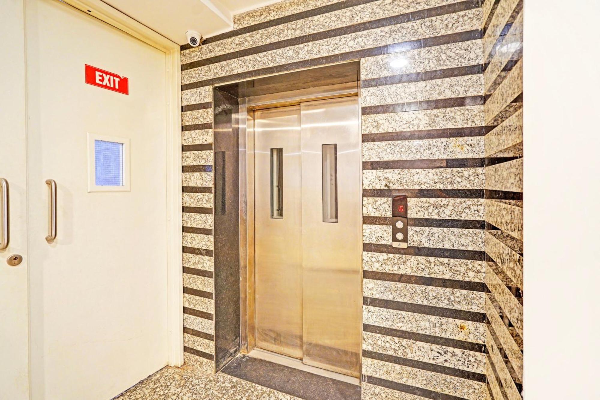 Collection O Tilak Nagar Near Pacific Mall Delhi  Exterior foto